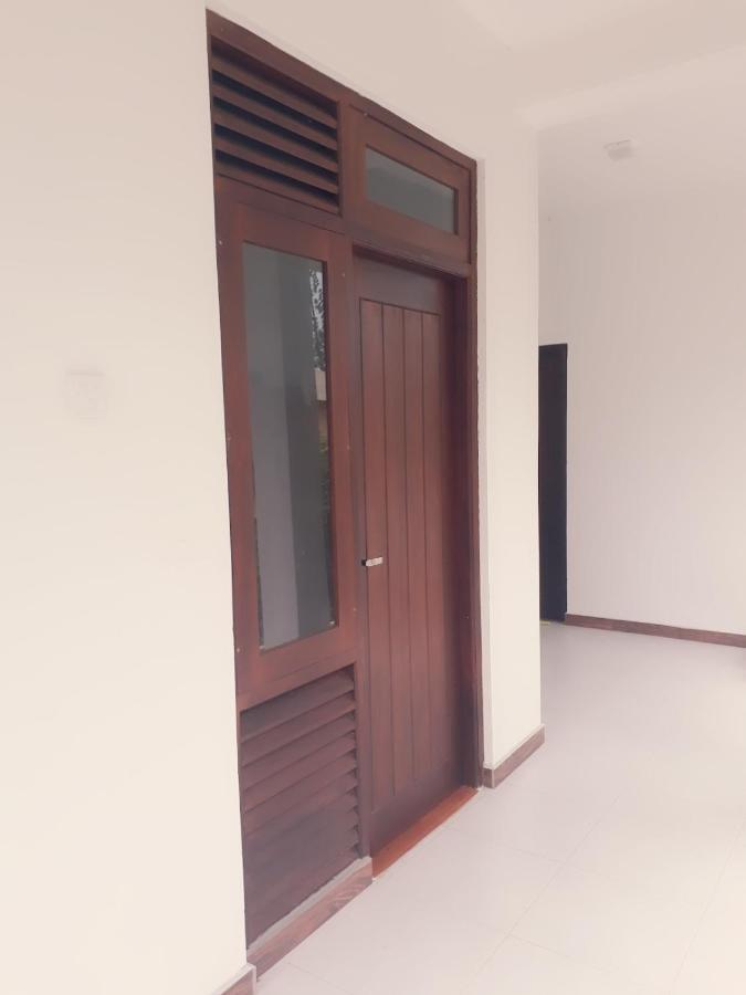 Himawari Beach Villa 마타라 외부 사진